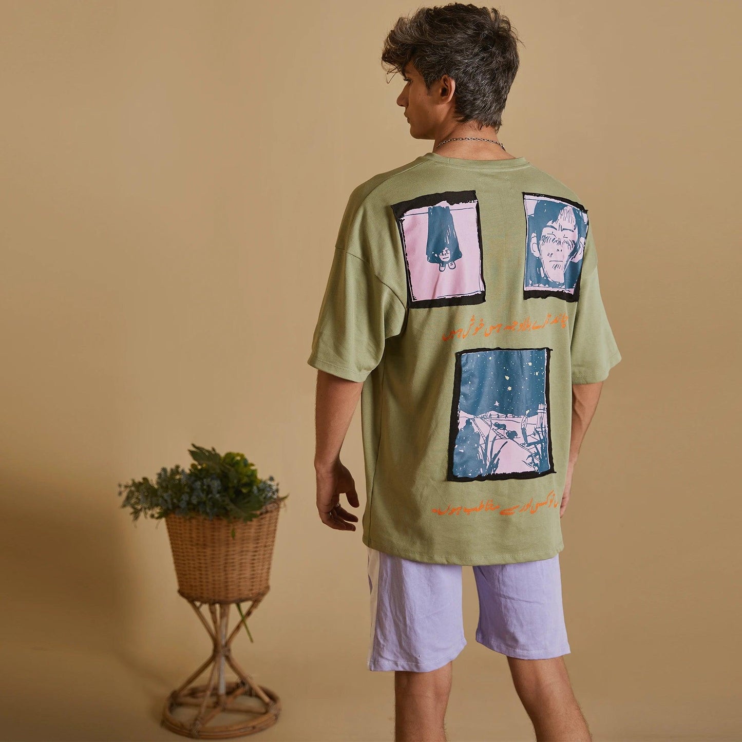 “LOST IN THOUGHTS” APPLE GREEN T-SHIRT - SIFAR