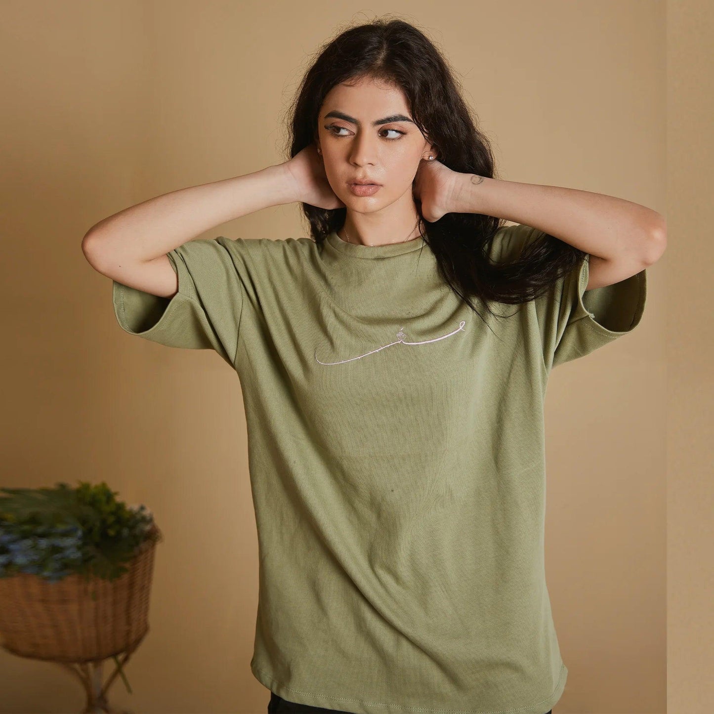 “LOST IN THOUGHTS” APPLE GREEN T-SHIRT - SIFAR