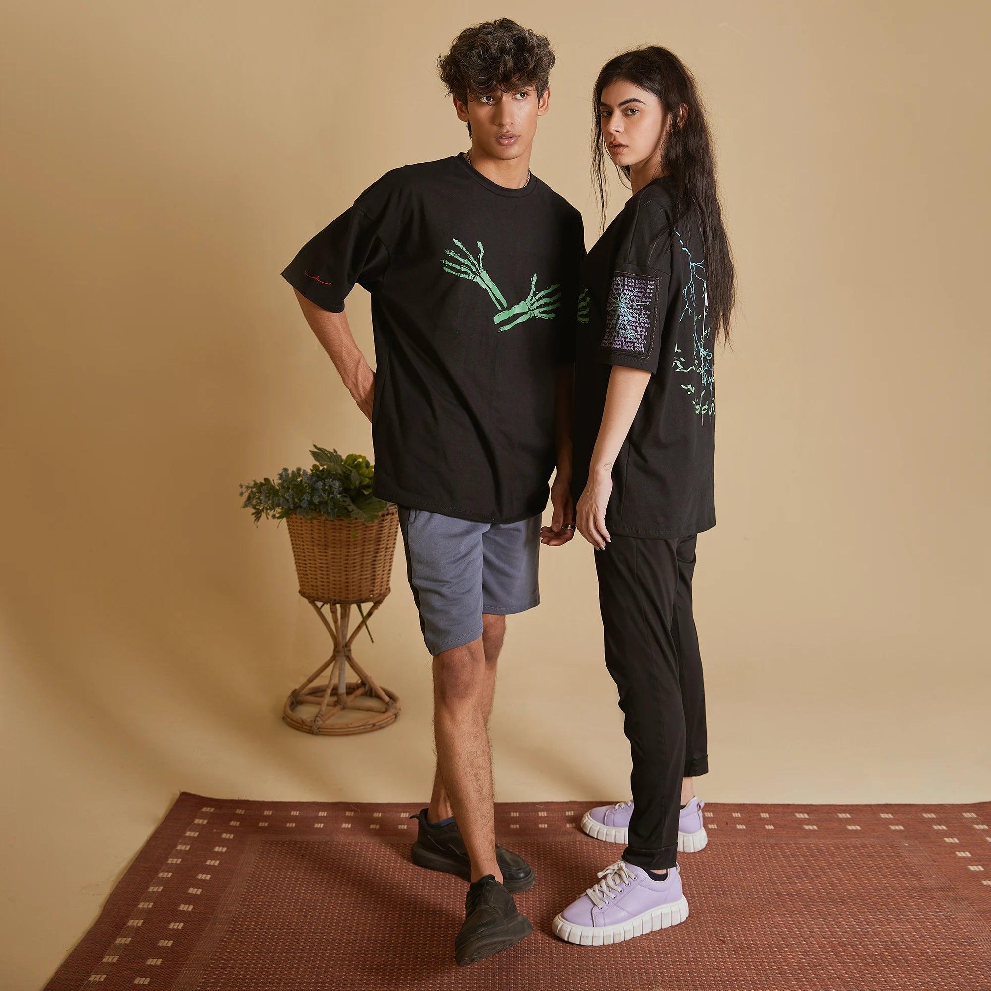 “KEHNAY DO JO KEHTI HAI” JET BLACK T-SHIRT - SIFAR
