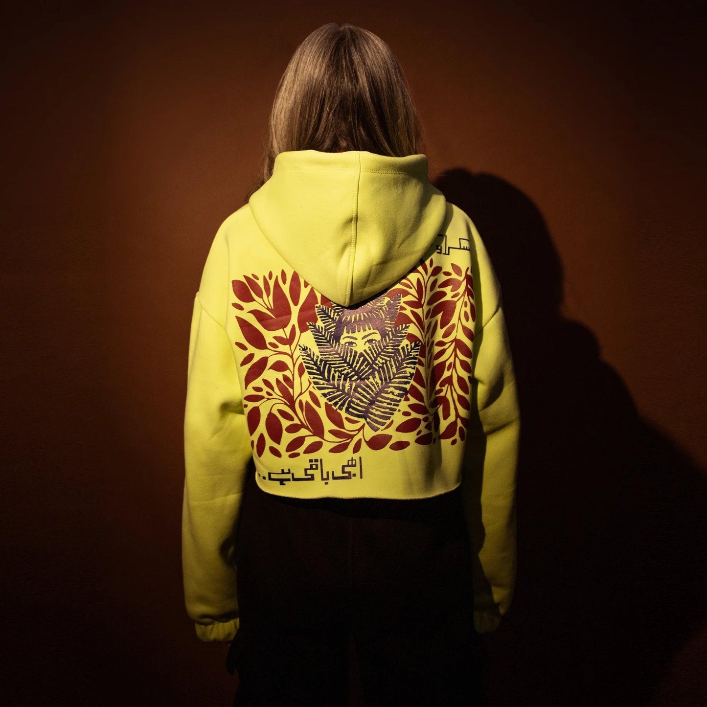 “MUSKRAO” Lime Yellow Cropped Hoodie - SIFAR
